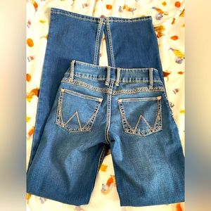 NWOT Womens Wrangler Jeans